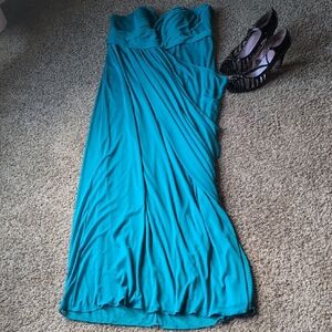 David's Bridal Strapless Teal Gown